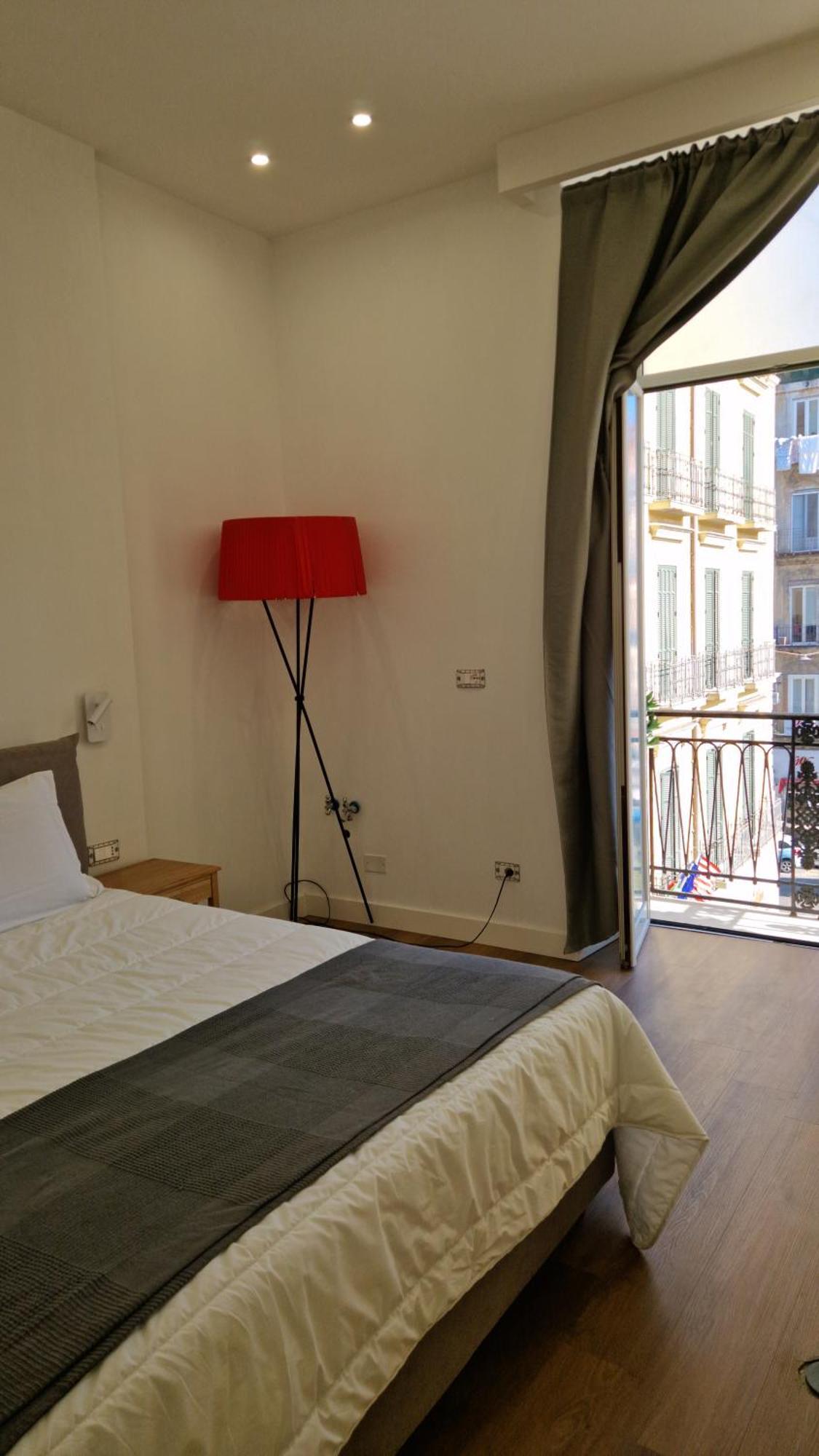 נאפולי B&B City Center חדר תמונה